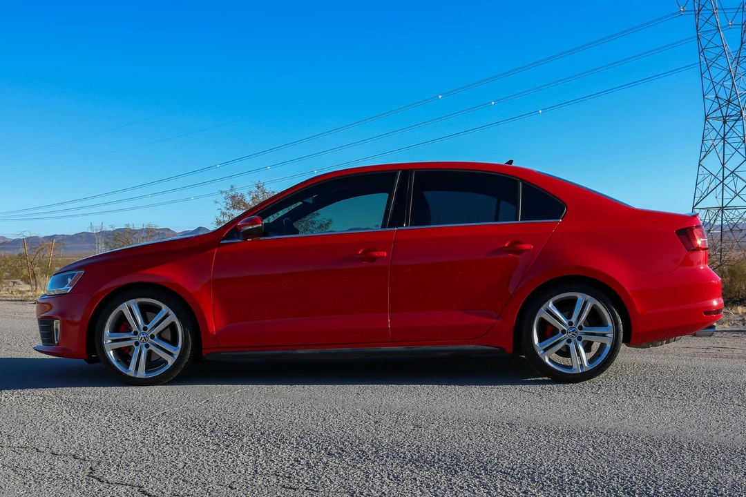 2015 Volkswagen A6 Jetta - Image 13 of 31