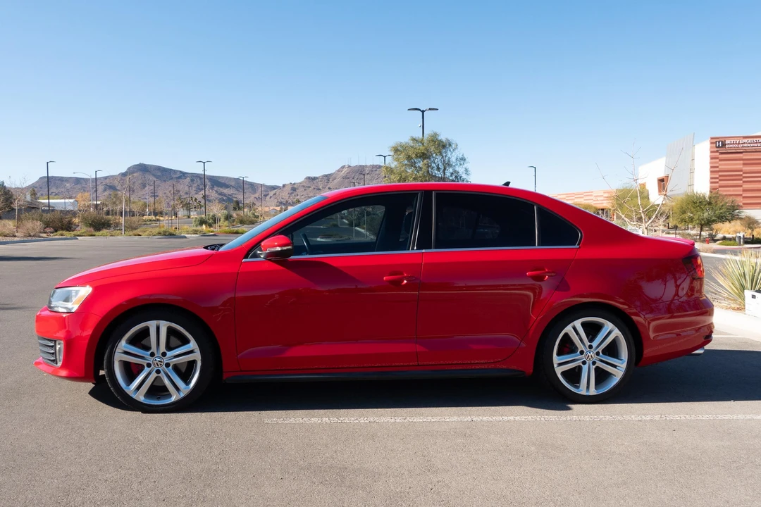 2015 Volkswagen A6 Jetta - Image 12 of 31