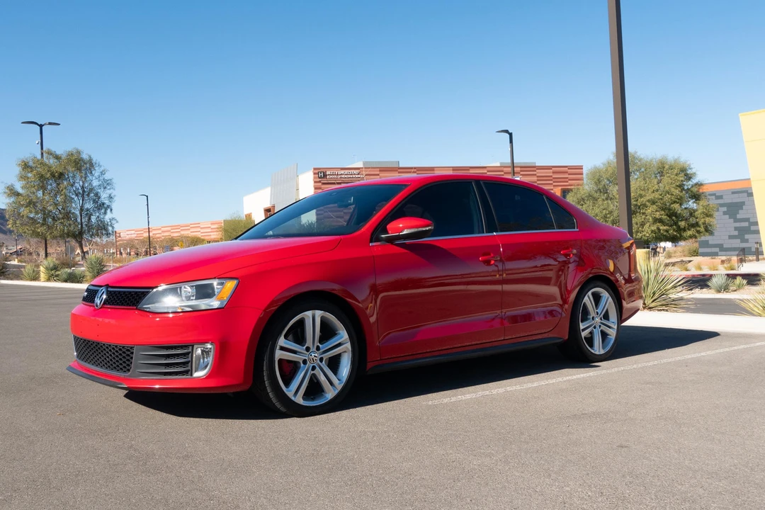 2015 Volkswagen A6 Jetta - Image 8 of 31