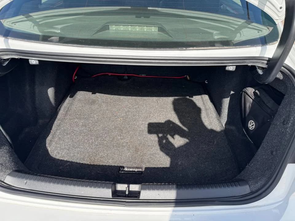 2015 Volkswagen A6 Jetta - Image 15 of 20
