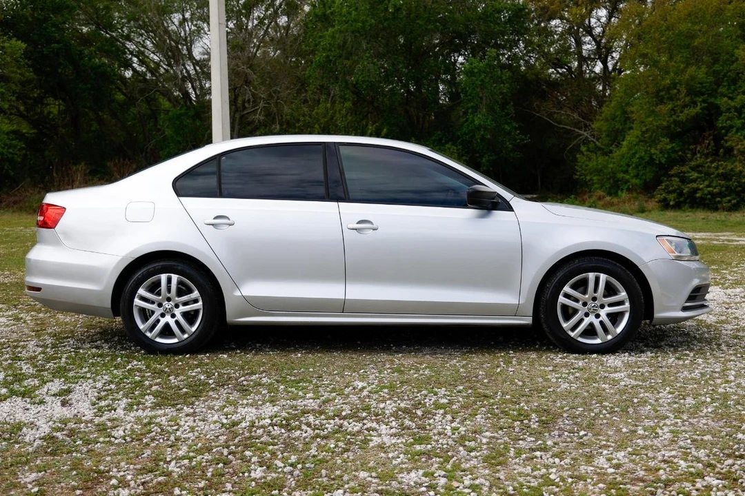 2015 Volkswagen A6 Jetta - Image 13 of 21