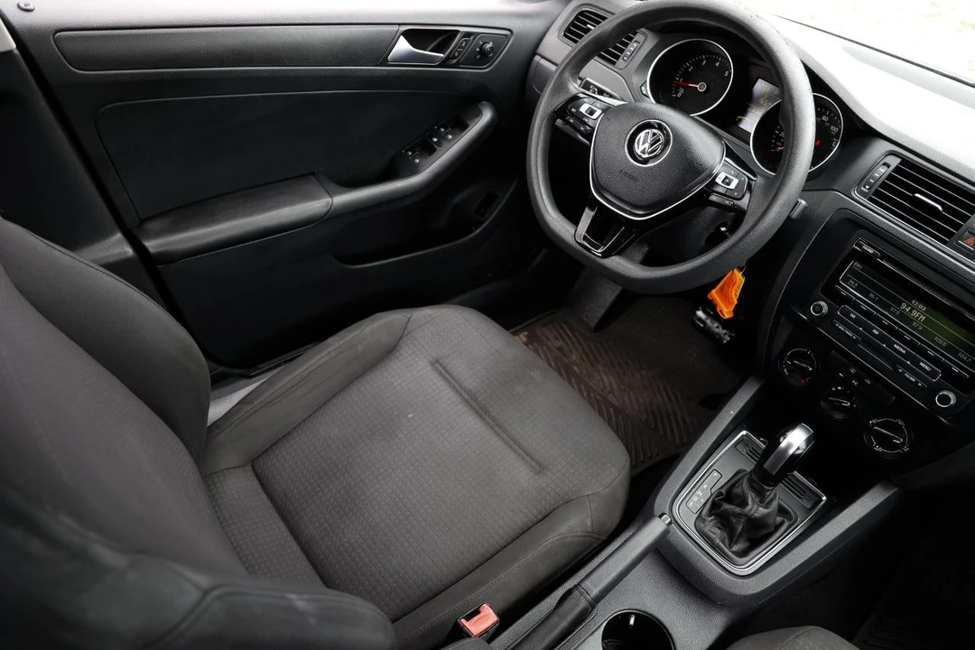 2015 Volkswagen A6 Jetta - Image 20 of 21