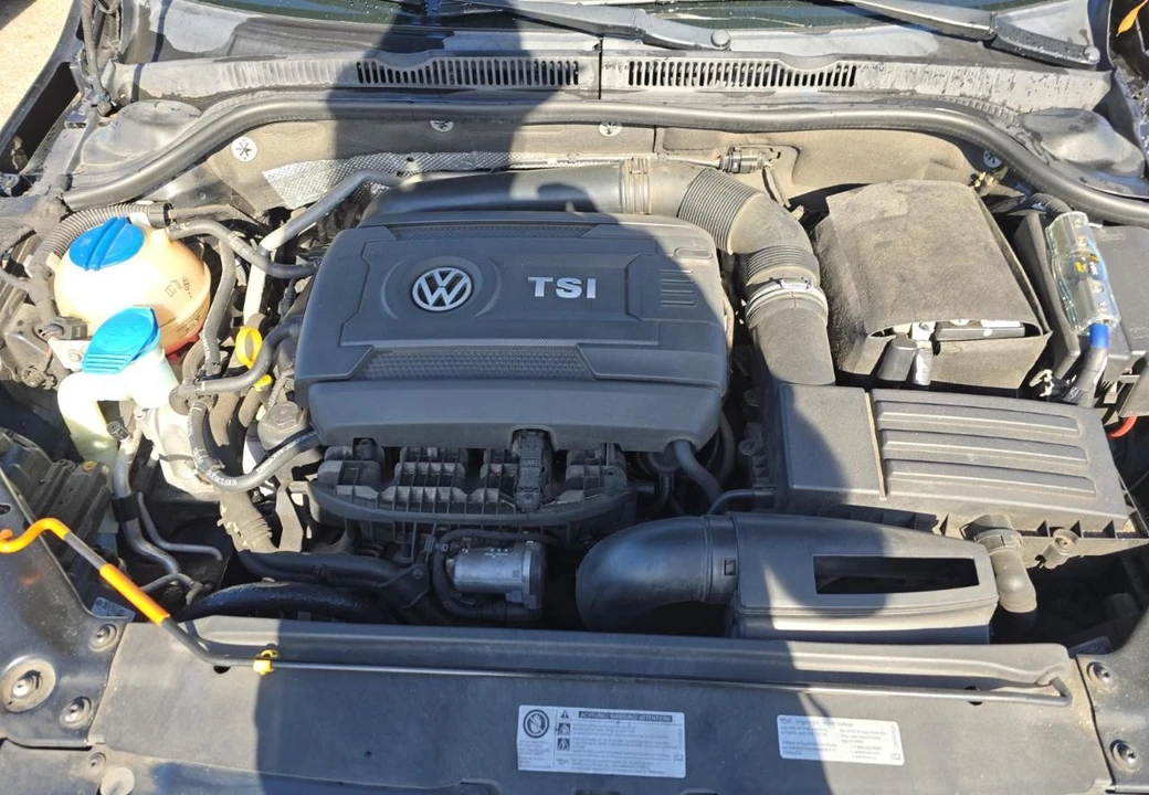 2015 Volkswagen A6 Jetta - Image 16 of 17