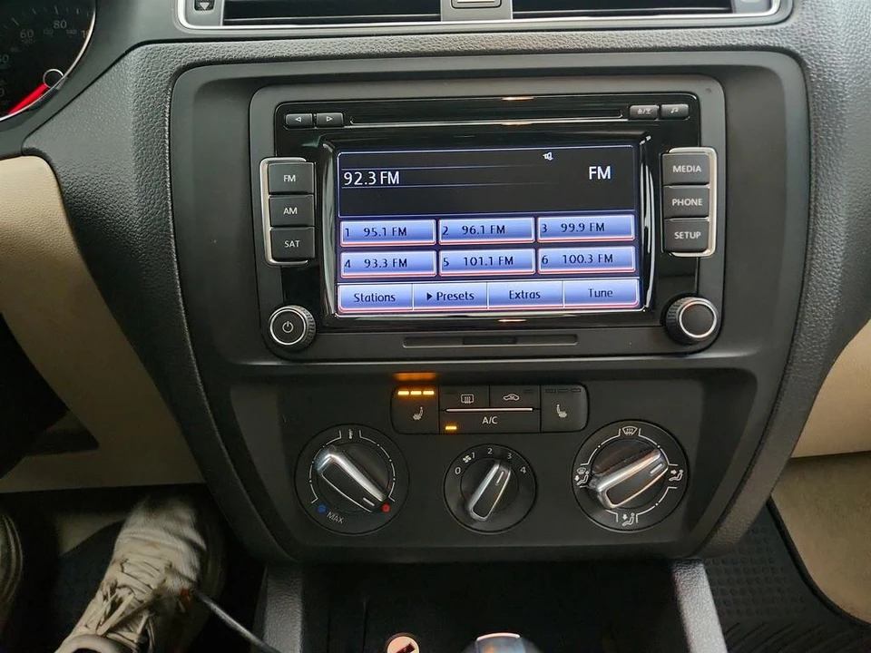 2015 Volkswagen A6 Jetta - Image 20 of 21