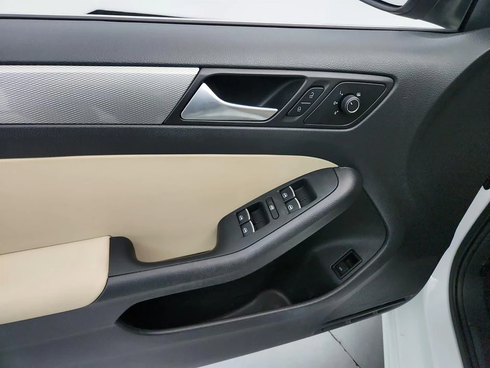 2015 Volkswagen A6 Jetta - Image 21 of 21