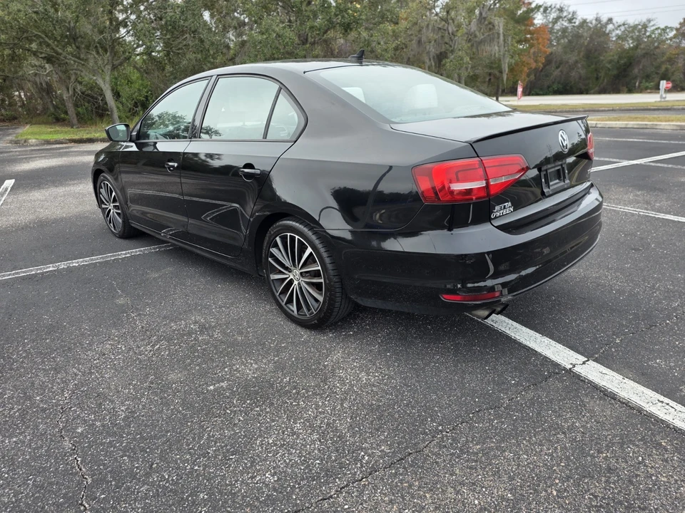 2015 Volkswagen A6 Jetta - Image 5 of 12
