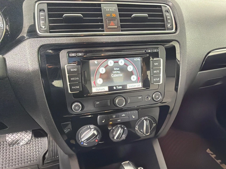 2015 Volkswagen A6 Jetta - Image 15 of 21