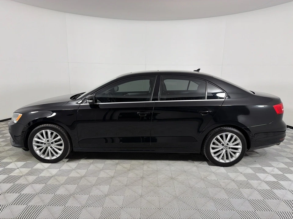 2015 Volkswagen A6 Jetta - Image 8 of 21