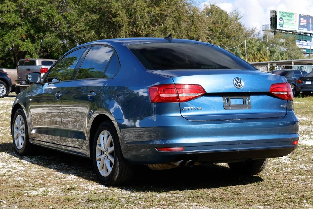 2015 Volkswagen A6 Jetta - Image 5 of 12