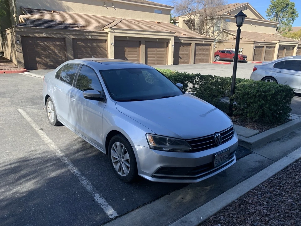 2015 Volkswagen A6 Jetta - Image 3 of 6