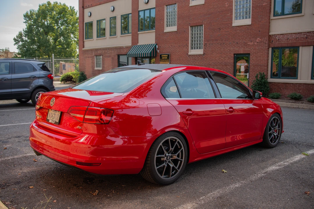 2015 Volkswagen A6 Jetta - Image 12 of 31