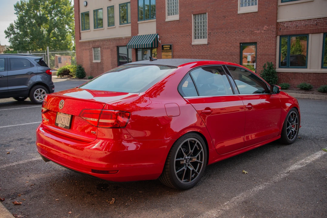 2015 Volkswagen A6 Jetta - Image 11 of 31