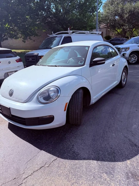 2015 Volkswagen A5 Beetle - Image 2 of 10