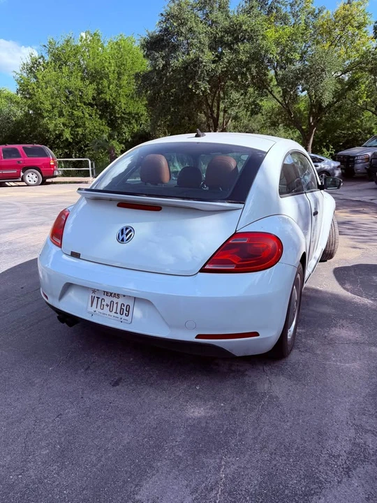 2015 Volkswagen A5 Beetle - Image 9 of 10