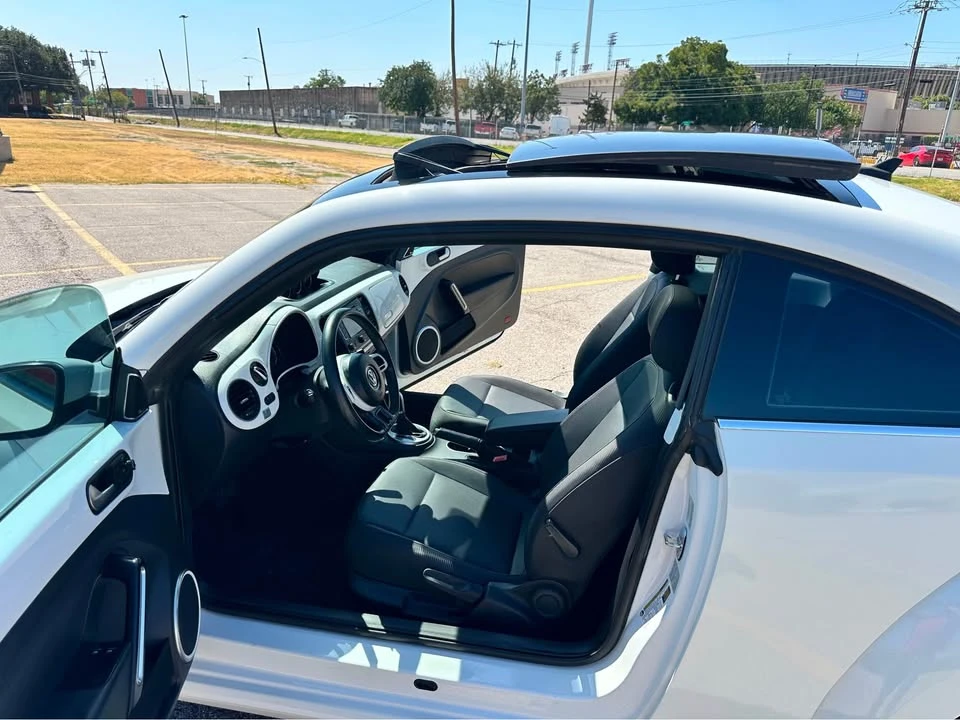 2015 Volkswagen A5 Beetle - Image 12 of 13