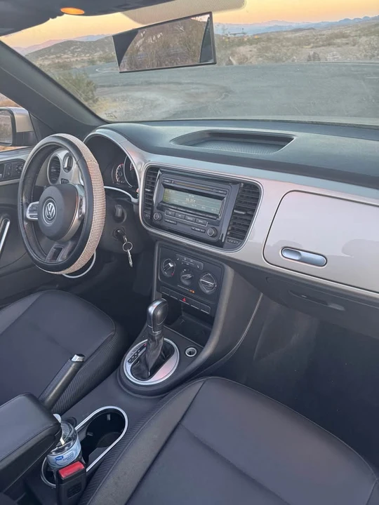 2015 Volkswagen A5 Beetle - Image 6 of 13