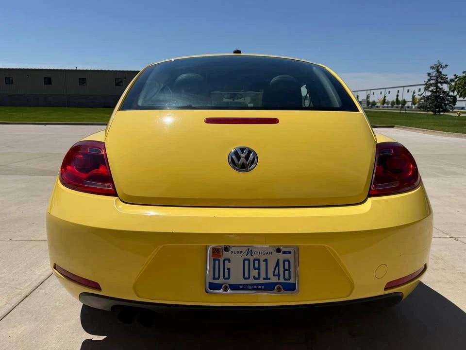 2015 Volkswagen A5 Beetle - Image 5 of 9