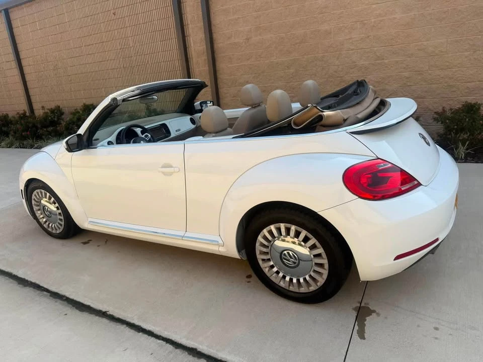 2015 Volkswagen A5 Beetle - Image 6 of 12