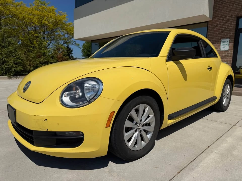 2015 Volkswagen A5 Beetle - Image 3 of 10
