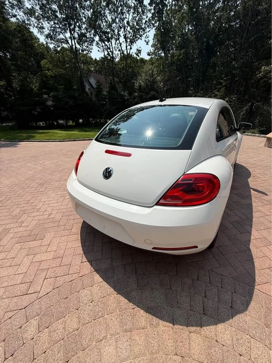 2015 Volkswagen A5 Beetle - Image 4 of 11
