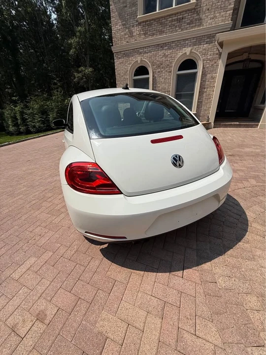 2015 Volkswagen A5 Beetle - Image 3 of 11