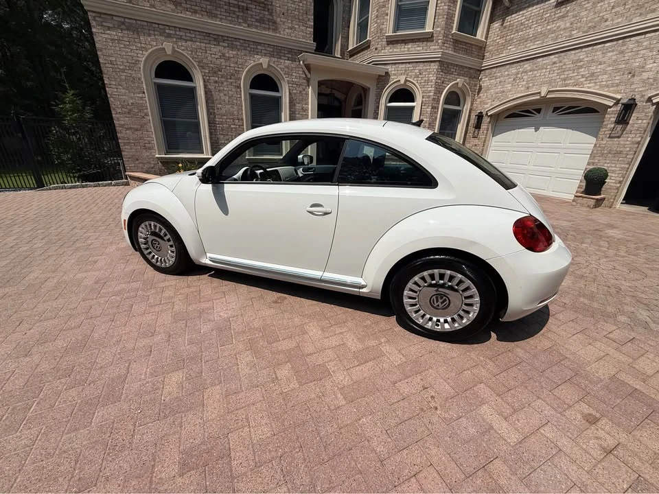 2015 Volkswagen A5 Beetle - Image 5 of 11