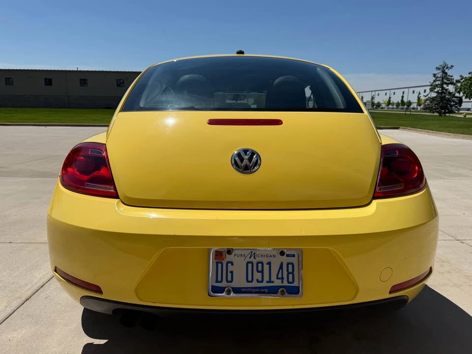 2015 Volkswagen A5 Beetle - Image 5 of 10
