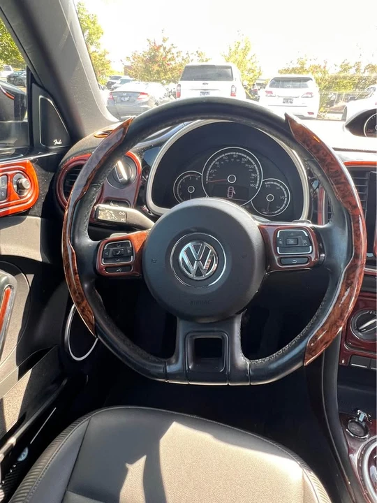2015 Volkswagen A5 Beetle - Image 5 of 13