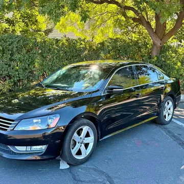 2015 Volkswagen Passat 1.8T Limited Edition Sedan 4D