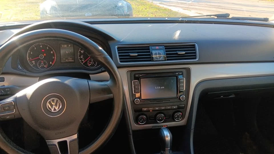 2015 Volkswagen Passat - Image 2 of 10