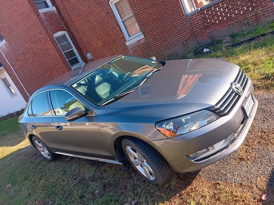 2015 Volkswagen Passat - Image 9 of 10