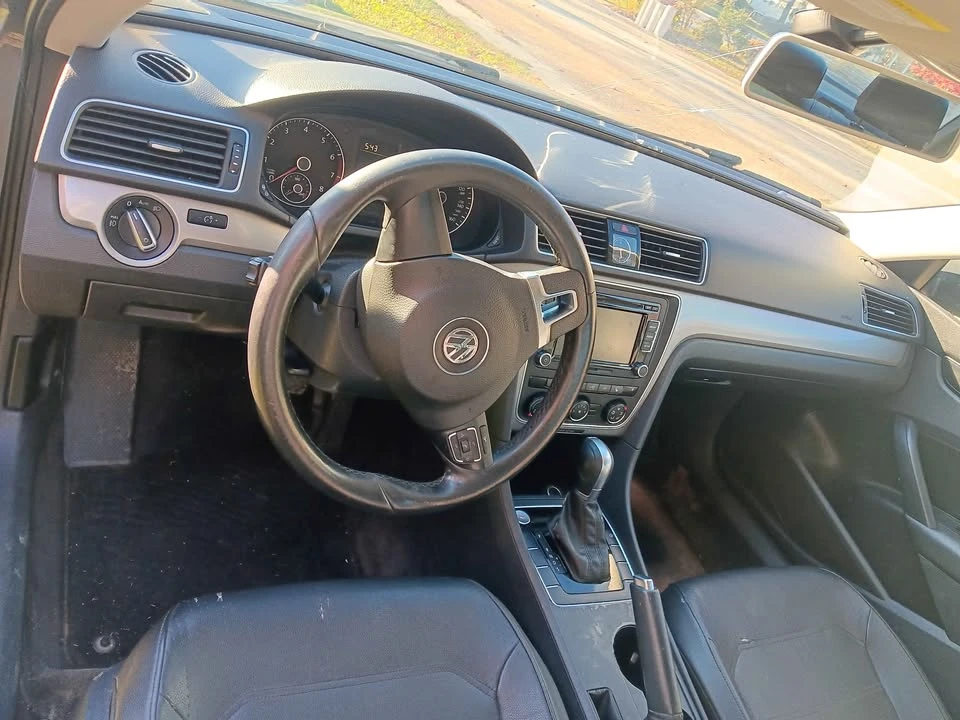 2015 Volkswagen Passat - Image 5 of 10