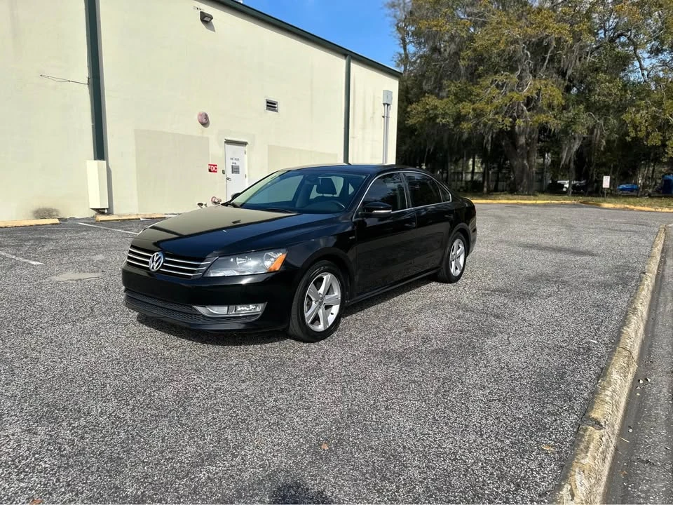 2015 Volkswagen Passat - Image 3 of 10