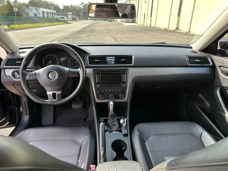 2015 Volkswagen Passat - Image 10 of 10