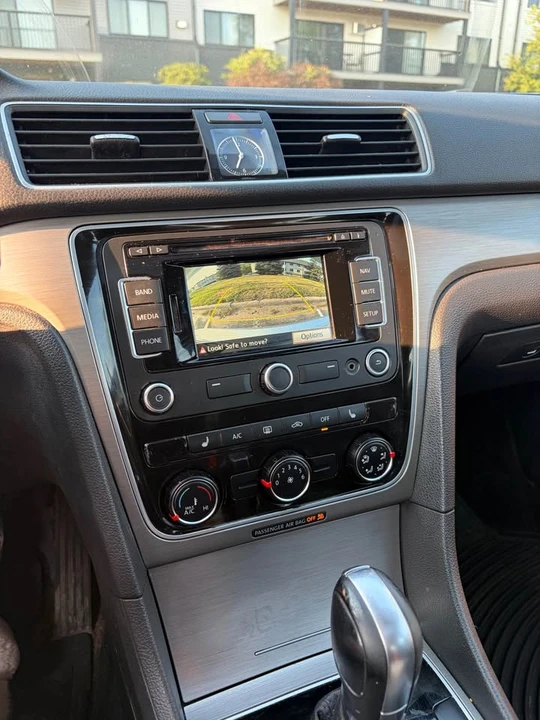 2015 Volkswagen Passat - Image 5 of 13