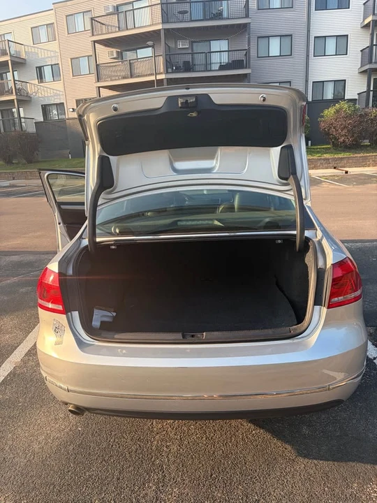 2015 Volkswagen Passat - Image 10 of 13
