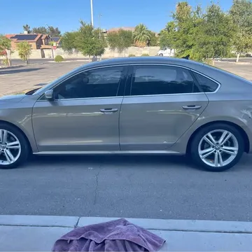 2015 Volkswagen Passat 1.8T SE
