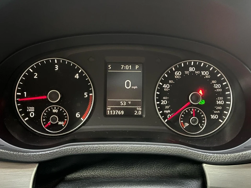 2015 Volkswagen Passat - Image 13 of 21