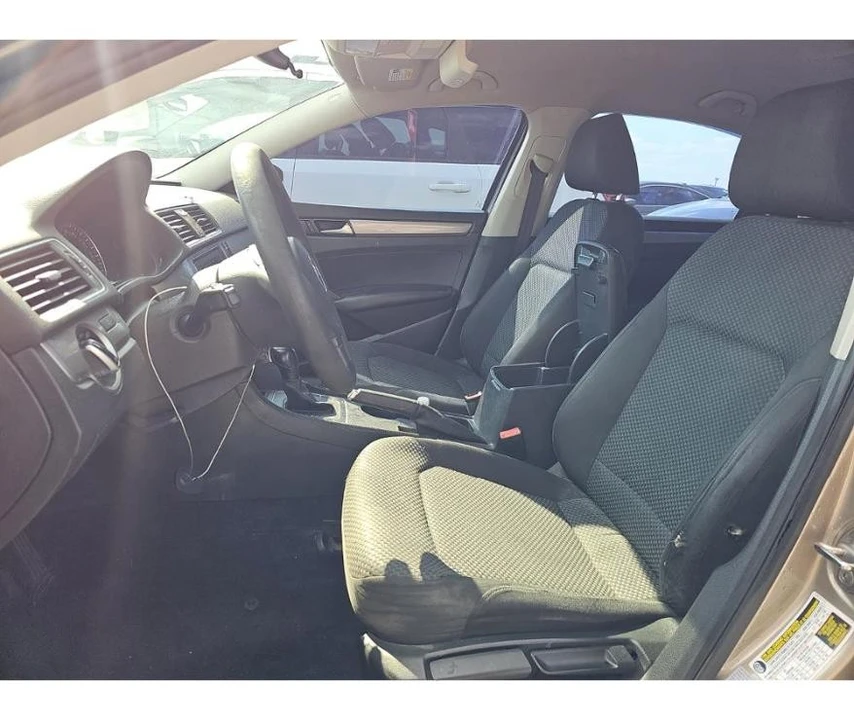 2015 Volkswagen Passat - Image 7 of 13