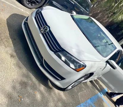 2015 Volkswagen Passat S Sedan 4D