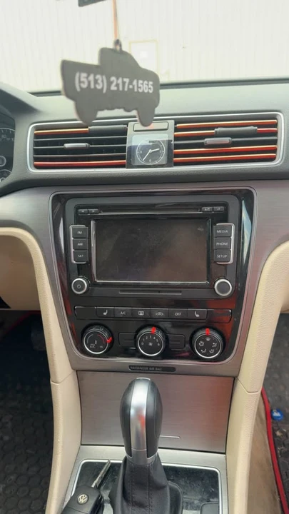 2015 Volkswagen Passat - Image 9 of 10