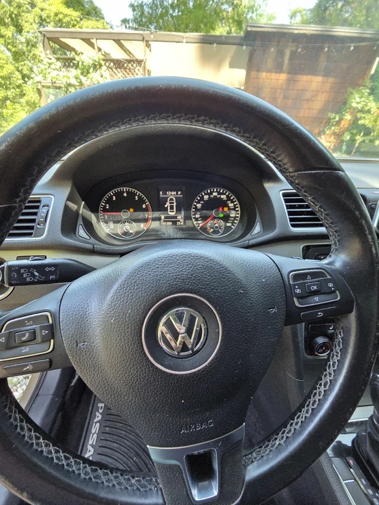 2015 Volkswagen Passat - Image 11 of 21