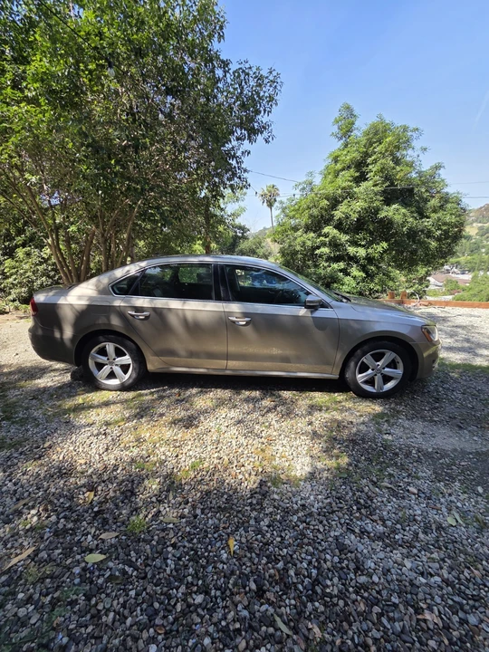 2015 Volkswagen Passat - Image 6 of 21