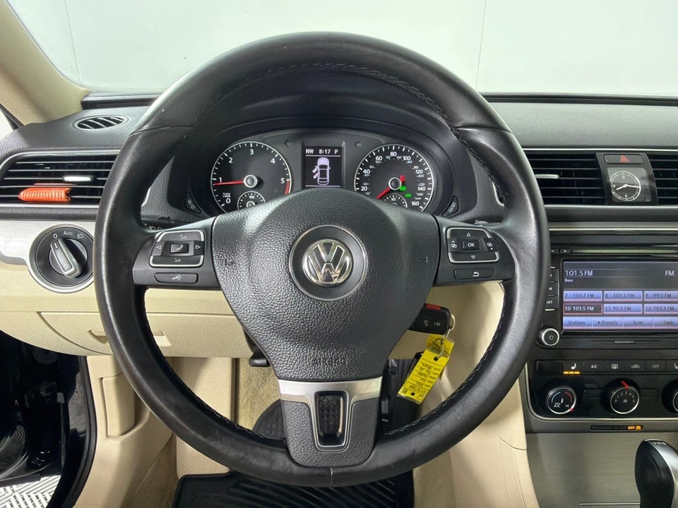 2015 Volkswagen Passat - Image 15 of 21