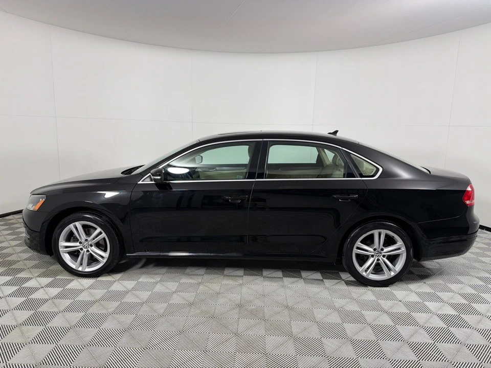 2015 Volkswagen Passat - Image 7 of 21