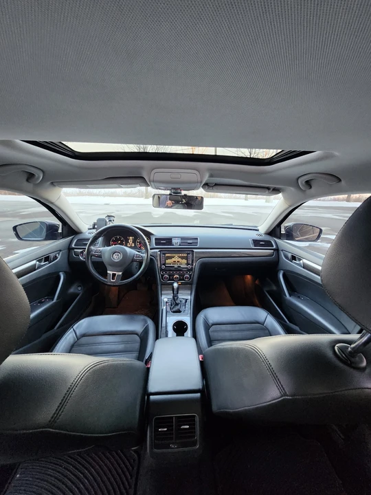 2015 Volkswagen Passat - Image 9 of 20