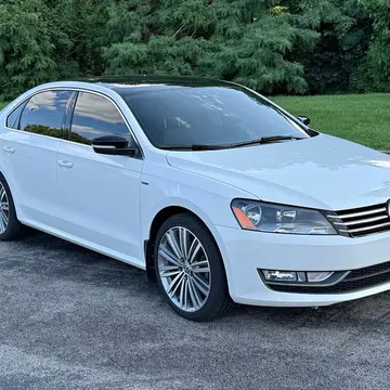 2015 Volkswagen Passat Sport 1.8T
