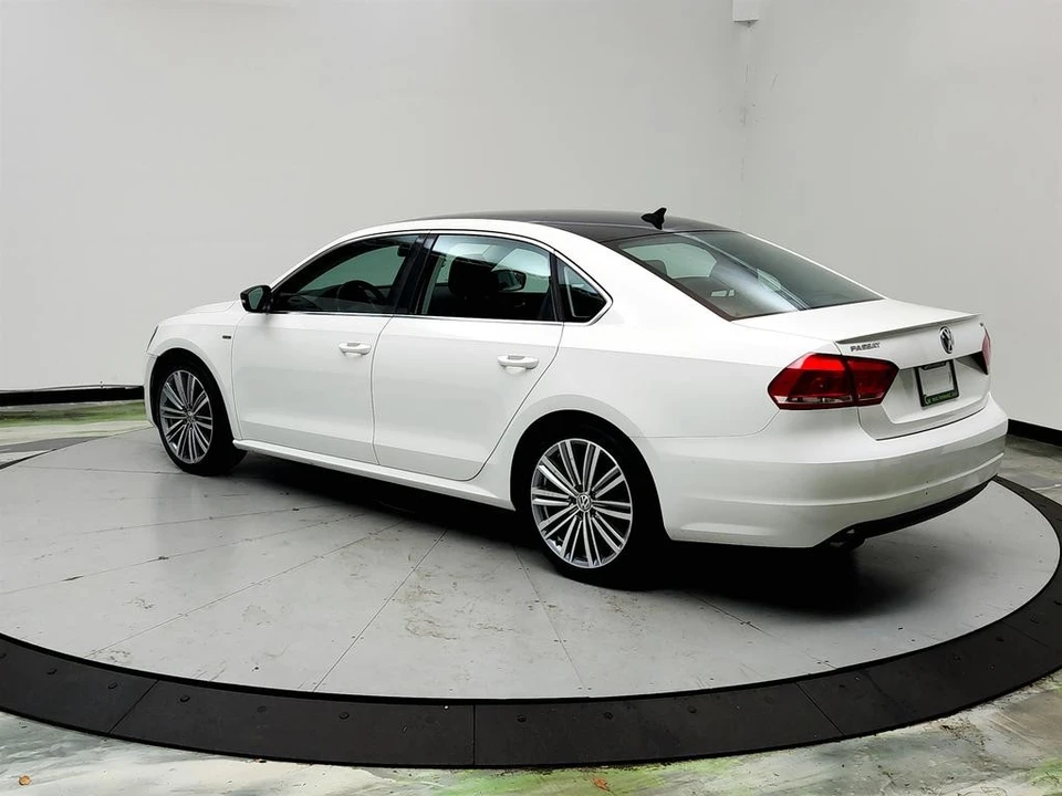 2015 Volkswagen Passat - Image 7 of 21