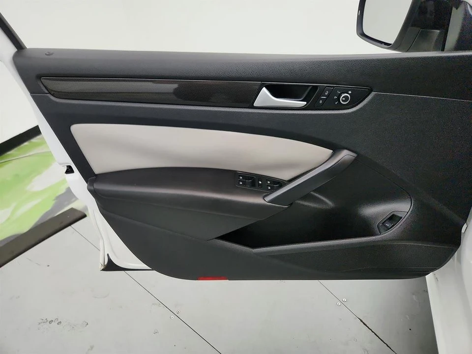2015 Volkswagen Passat - Image 21 of 21