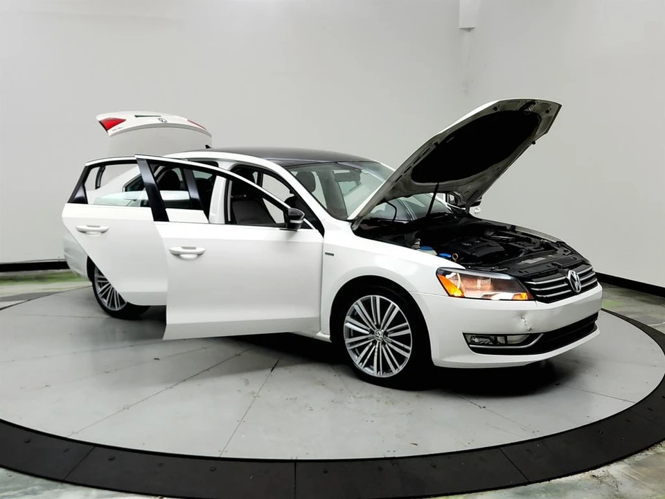 2015 Volkswagen Passat - Image 10 of 21